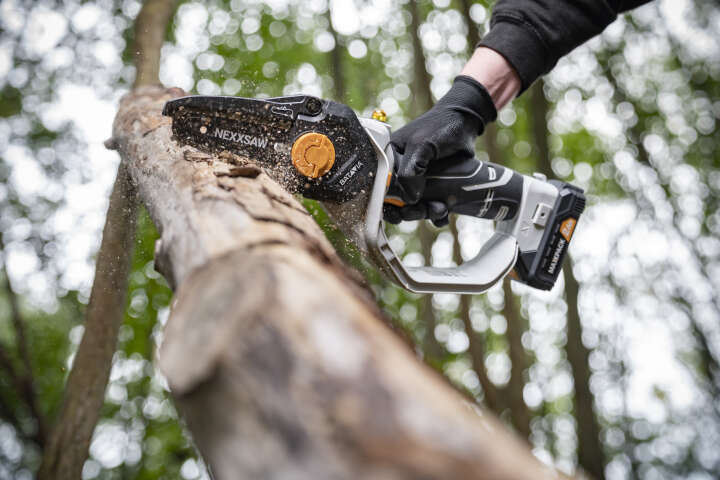 BATAVIA Akku 18 V Einhand-Kettensäge Nexxsaw 6"